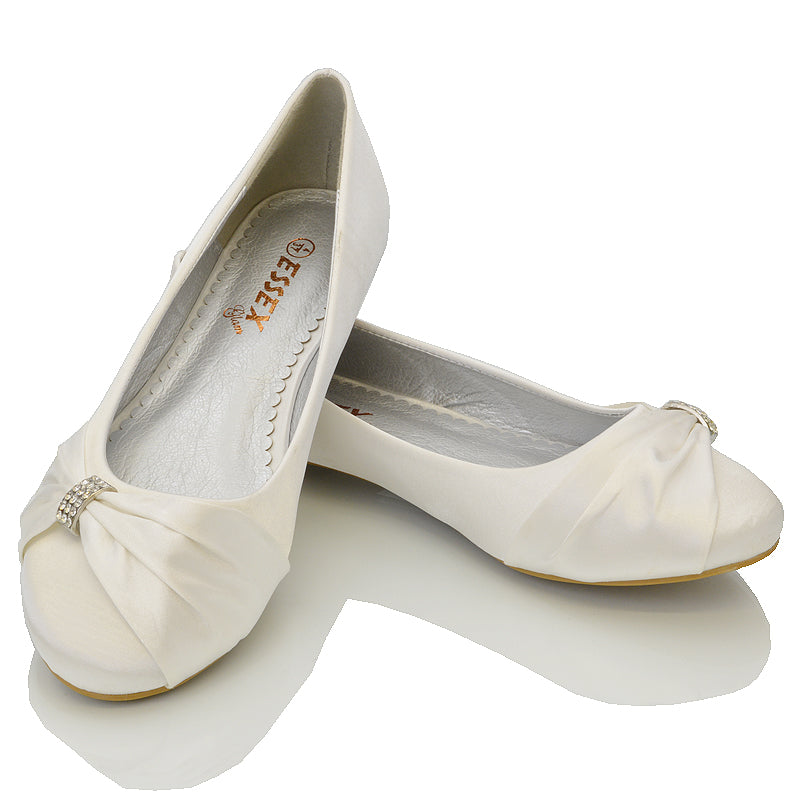 GABRIELA WHITE SATIN PUMPS 