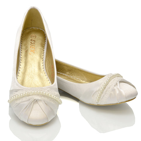 PEARLY WHITE BALLERINA PUMPS