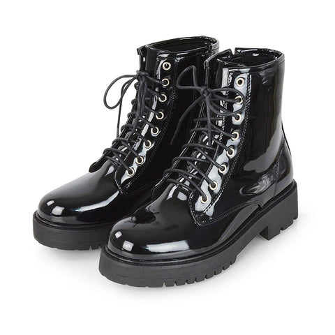 Black Patent UK 5 | EU 38 | US 7 | XY London