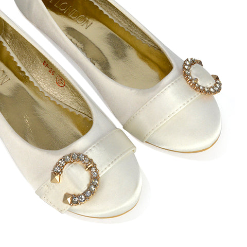 Ferne Diamante Broach Detail Flat Ballerina Bridal Pump Shoes in White Satin