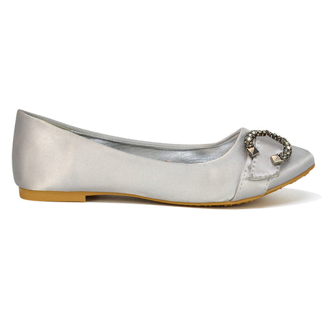 Ferne Diamante Broach Detail Flat Ballerina Bridal Pump Shoes in Ivory Satin