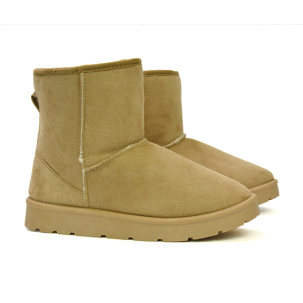 sand flat boots