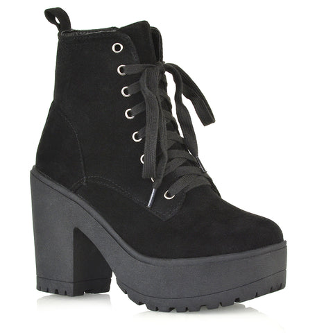 ankle boots in black faux suede