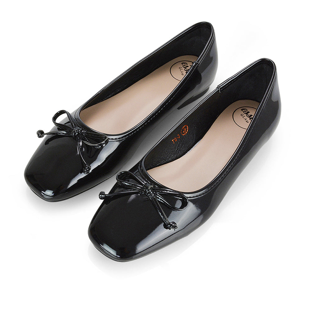 Black Patent UK 7 | EU 40 | US 9 | XY London